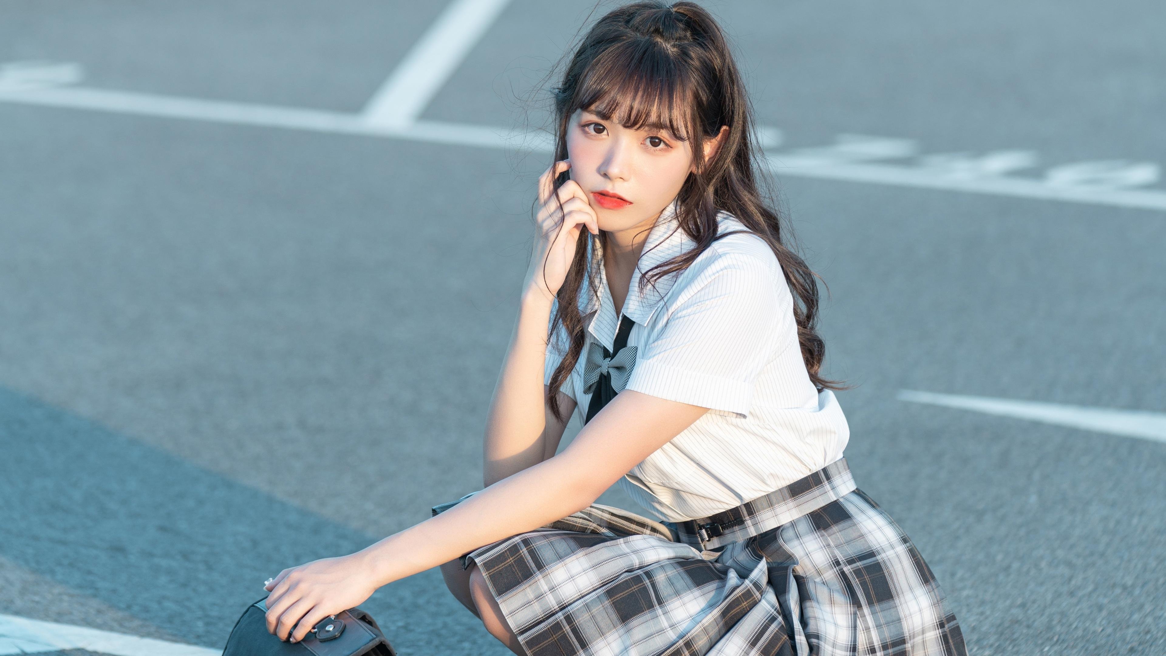 开云网站-“德甲火药味浓，争冠队伍齐聚一堂”，德甲名场面