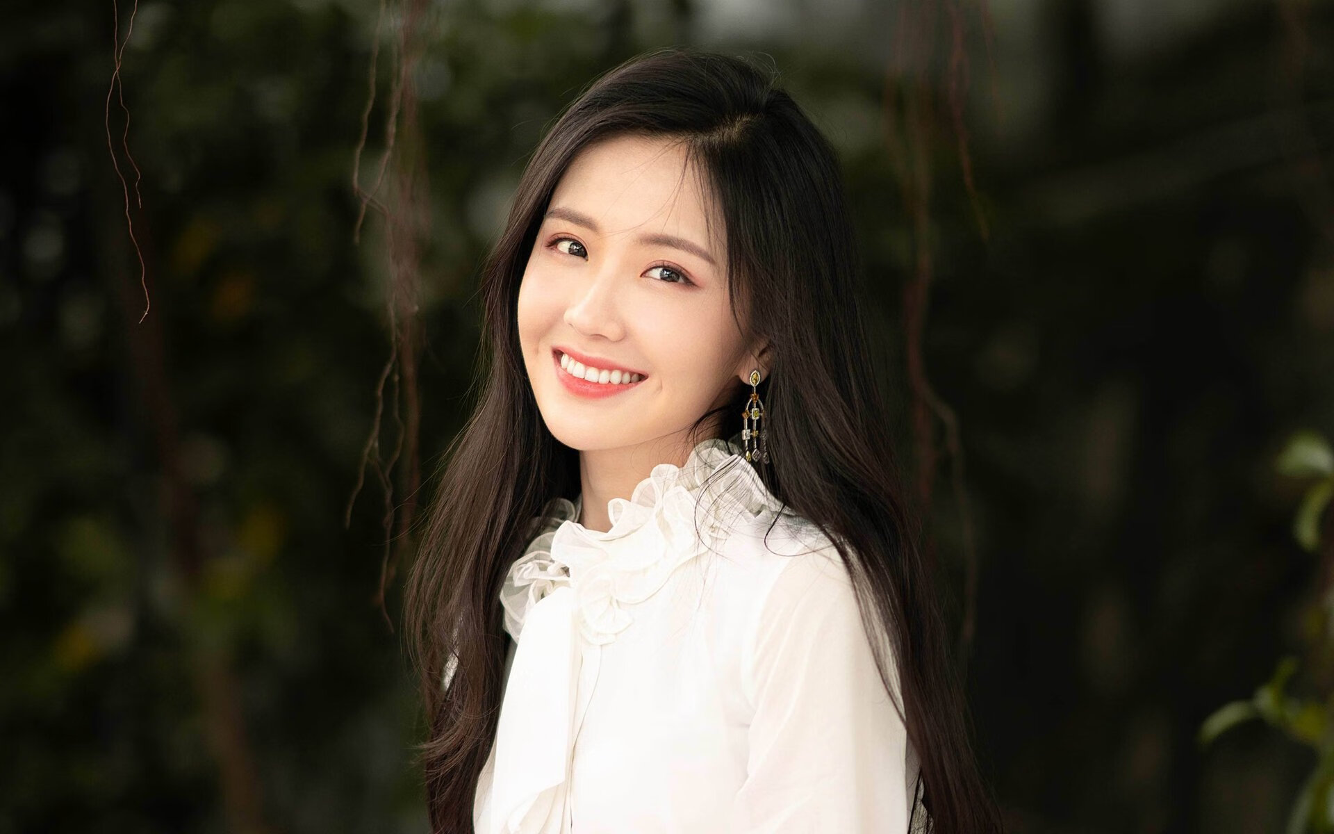 开云官网APP下载-法甲战术盛宴：多变阵型带来全场高潮，法甲阵营